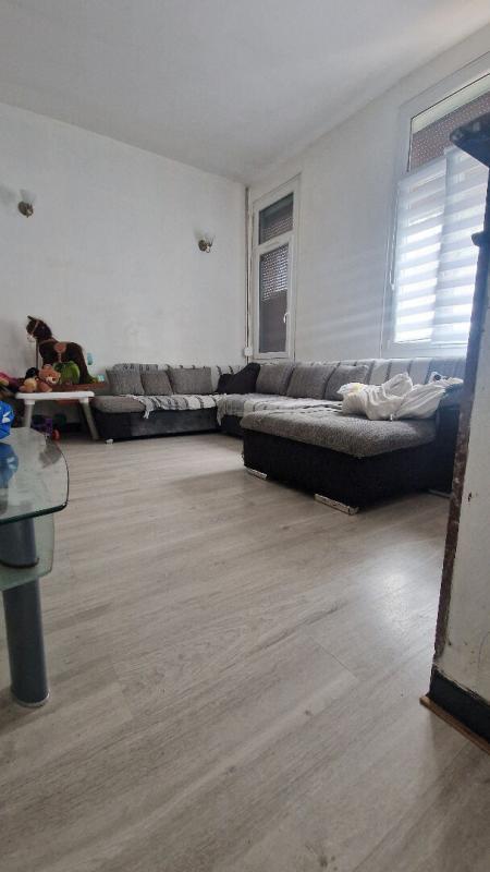 Maison - 190 m² - 9 pièces