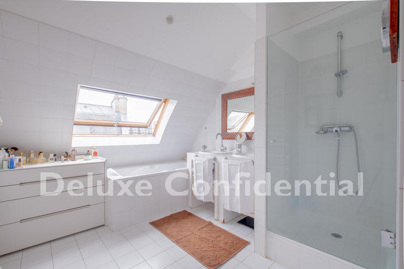 Appartement - 131 m² - 4 pièces