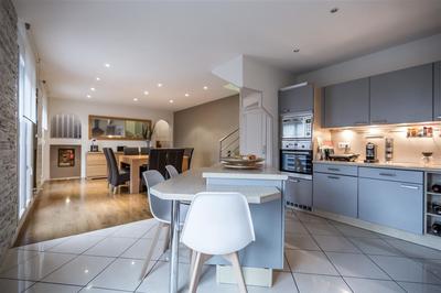 Maison - 146 m² - 5 pièces