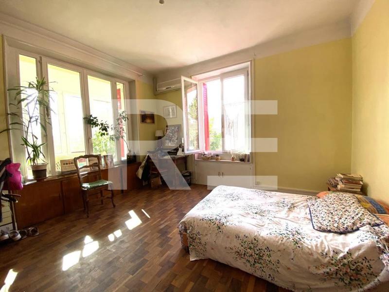 Maison - 165 m² - 6 pièces