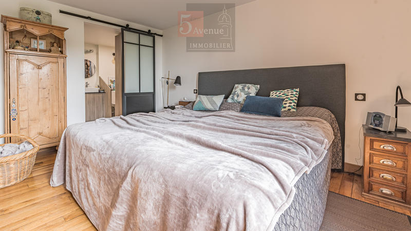 Maison - 550 m² - 15 pièces