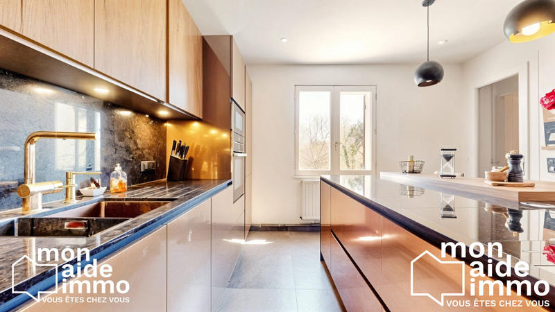 Maison - 144 m² - 5 pièces