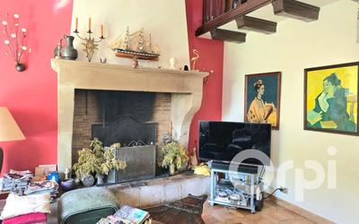 Propriété - 561 m² - 11 pièces