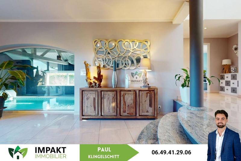 Maison contemporaine - 312 m² - 10 pièces