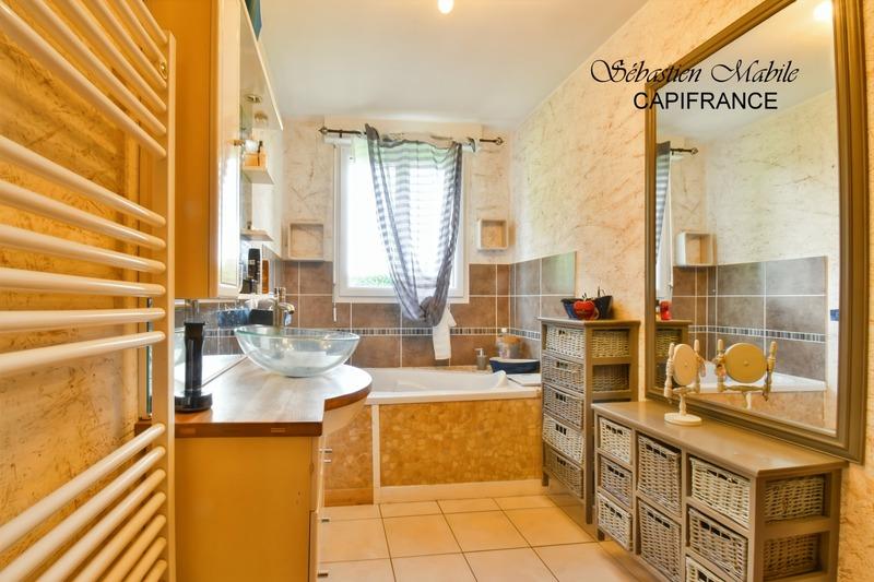 Maison - 124 m² - 6 pièces