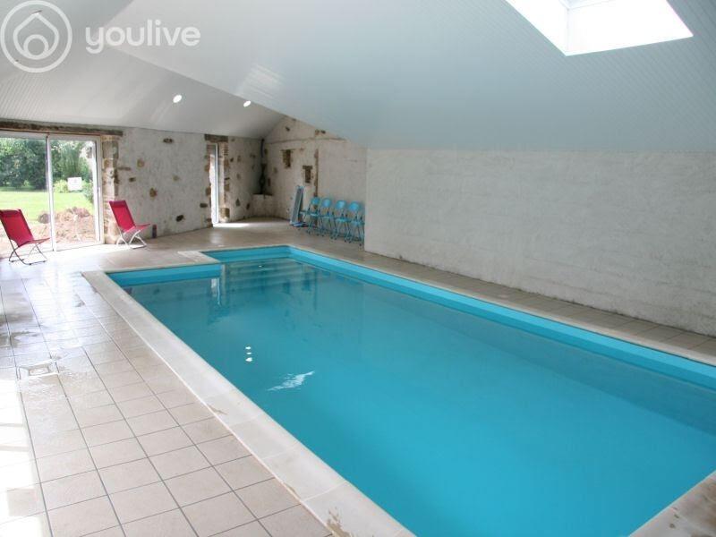 Manoir - 1 000 m² - 12 pièces