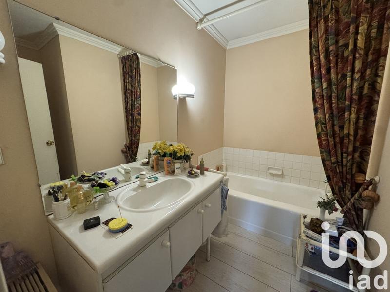 Maison - 97 m² - 5 pièces