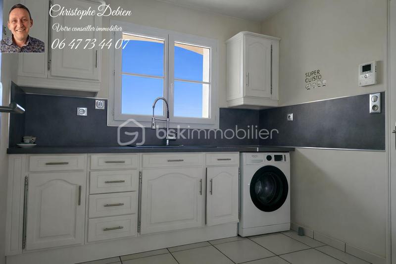 Pavillon - 199 m² - 7 pièces