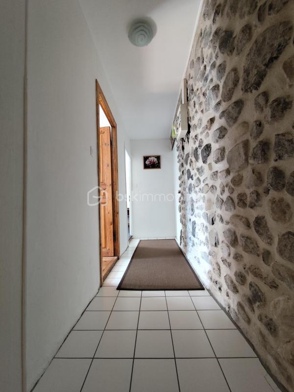 Maison en pierre - 120 m² - 8 pièces