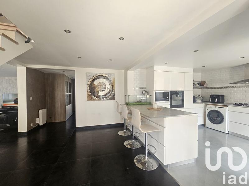 Maison - 146 m² - 7 pièces