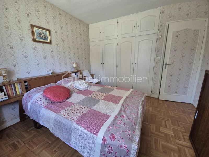 Maison traditionnelle - 87 m² - 4 pièces