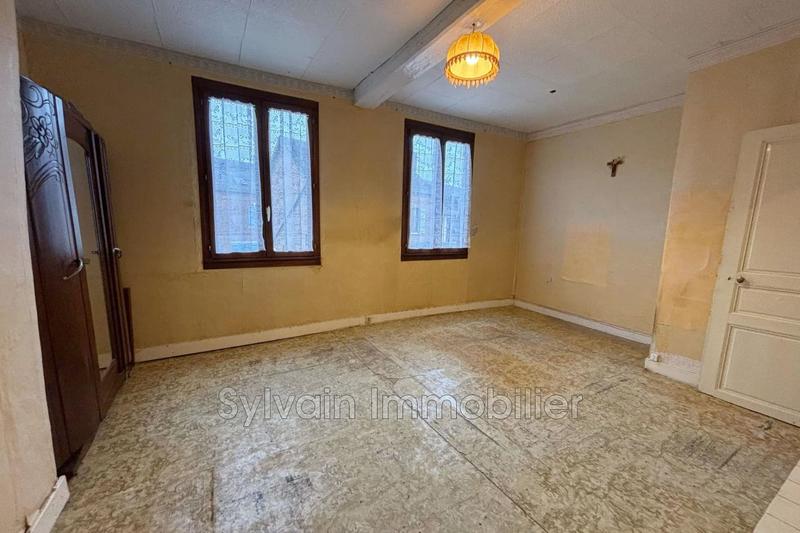 Maison - 114 m² - 7 pièces