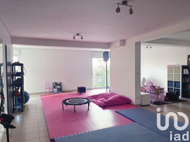 Maison de maîtres - 365 m² - 9 pièces