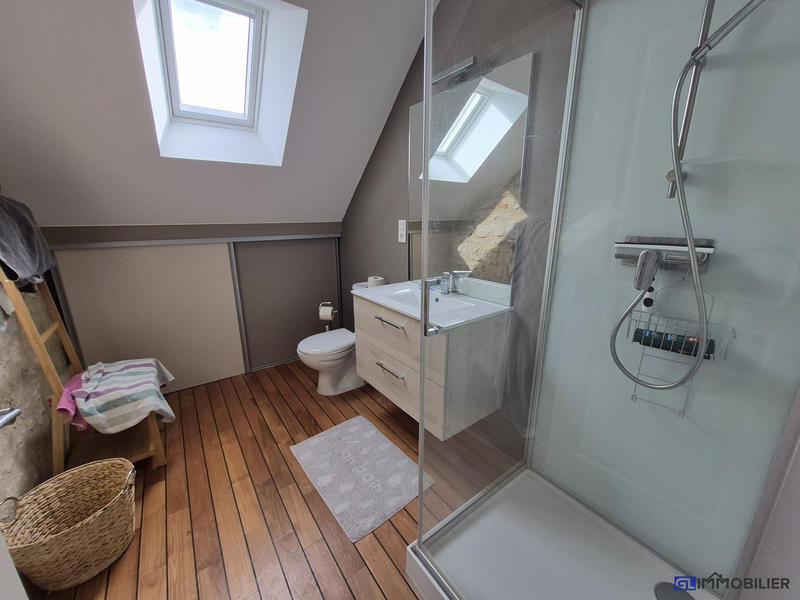 Maison - 168 m² - 7 pièces