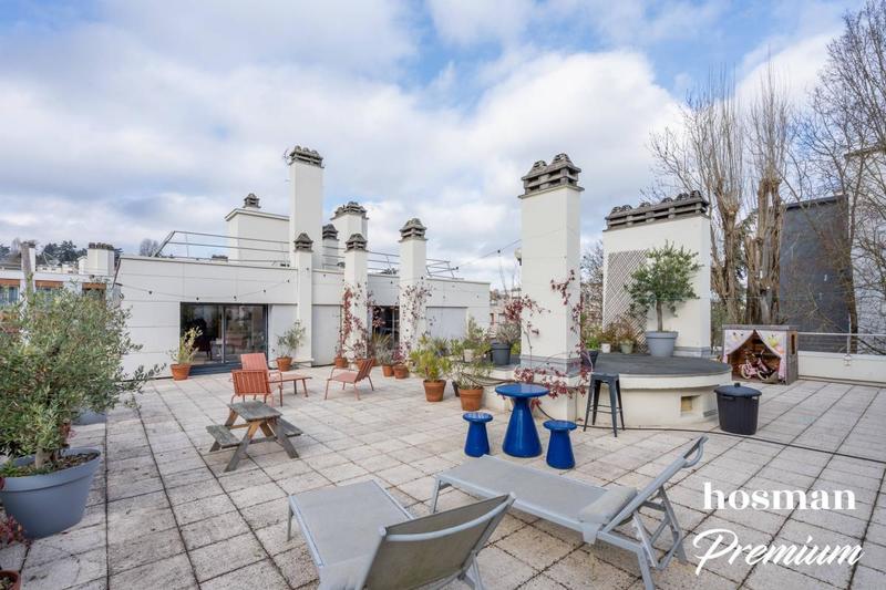 Appartement - 211 m² - 6 pièces