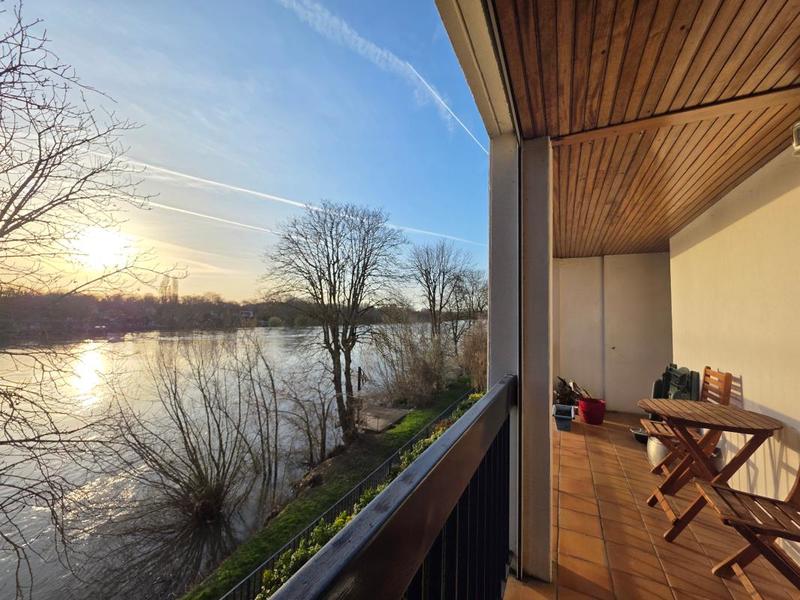 Appartement - 81 m² - 3 pièces