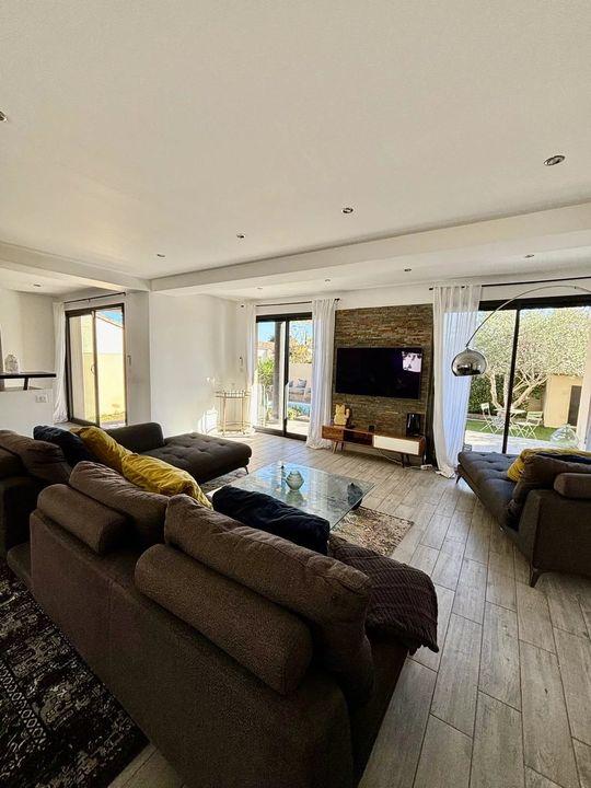 Villa - 121 m² - 5 pièces