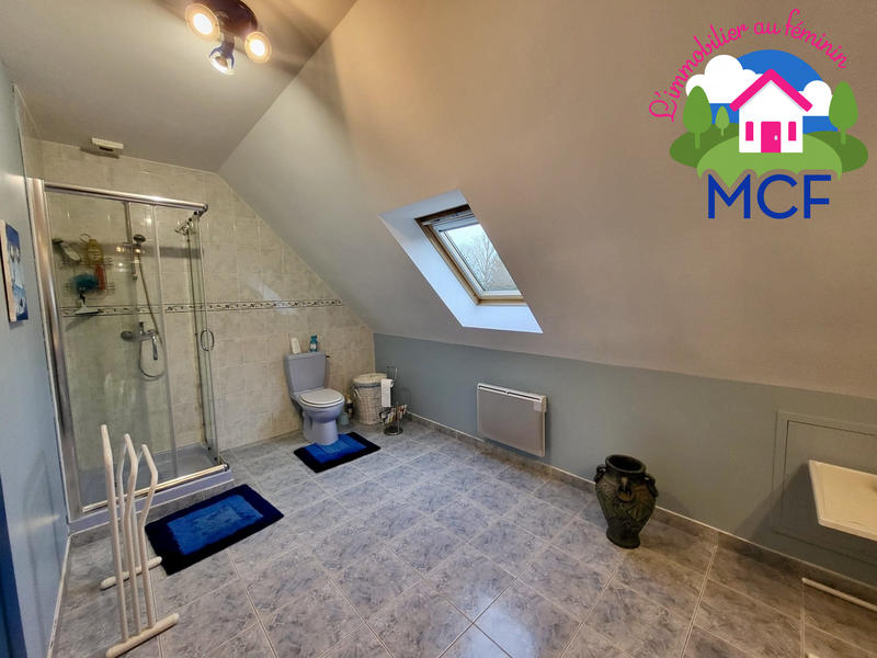 Maison traditionnelle - 202 m² - 5 pièces