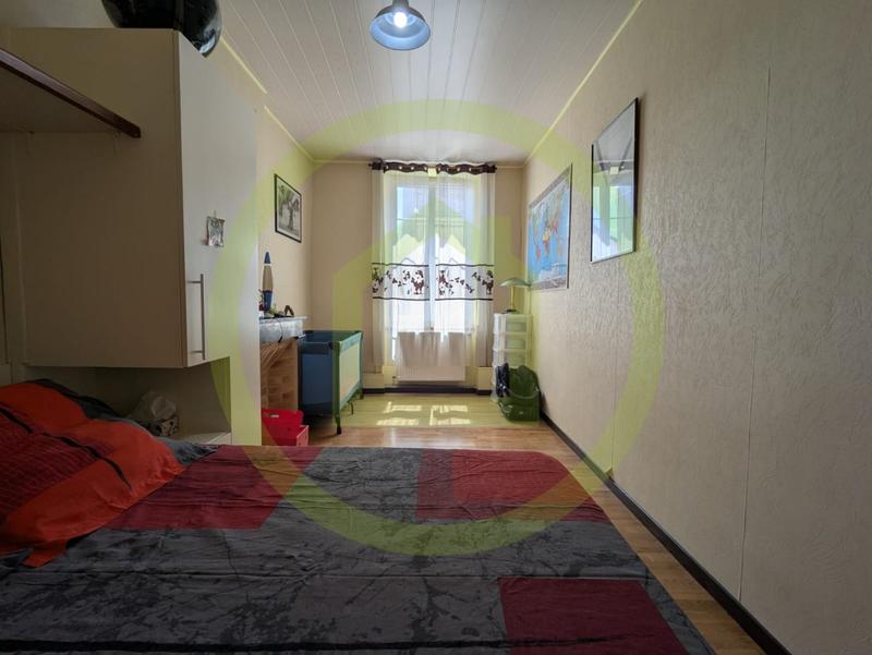 Maison - 189 m² - 6 pièces