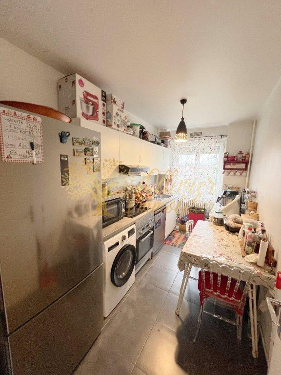 Appartement - 79 m² - 3 pièces