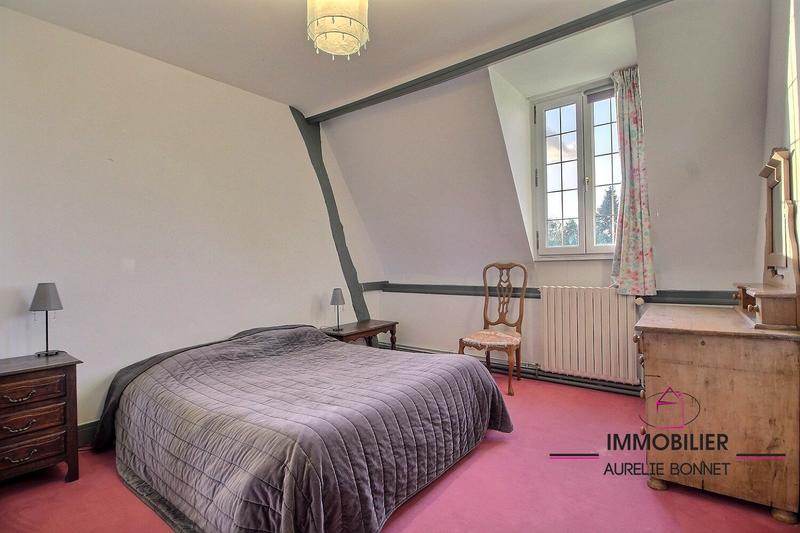 Maison ancienne - 360 m² - 15 pièces