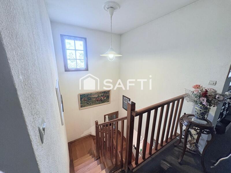 Maison - 175 m² - 7 pièces