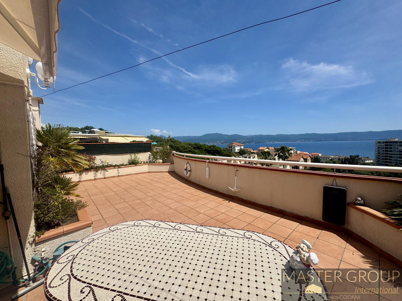 Duplex - 100 m² - 4 pièces