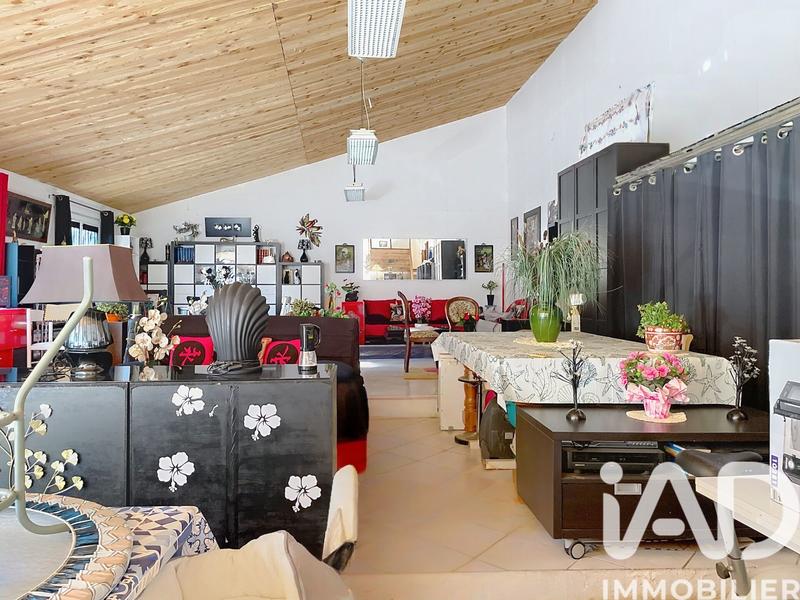 Maison - 248 m² - 7 pièces