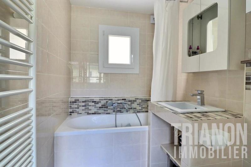 Maison - 161 m² - 5 pièces