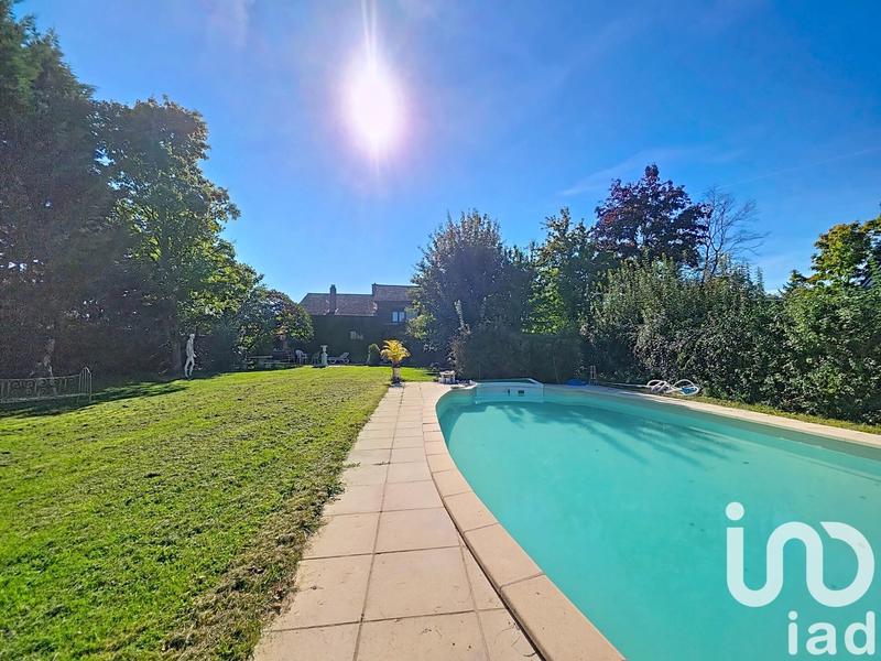 Maison de maîtres - 200 m² - 9 pièces