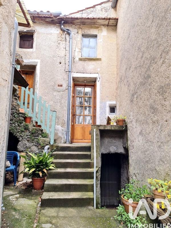 Maison de village - 70 m² - 3 pièces