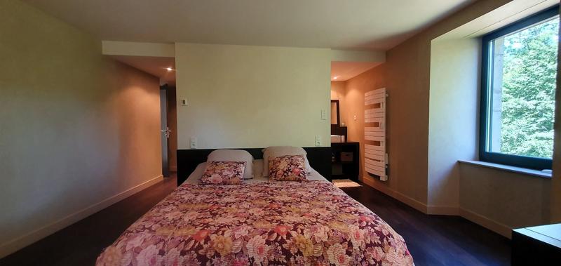 Moulin - 218 m² - 8 pièces