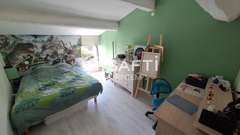 Maison - 170 m² - 6 pièces