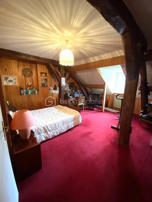 Demeure - 235 m² - 8 pièces