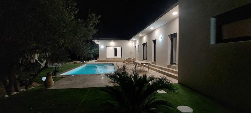 Villa - 175 m² - 6 pièces