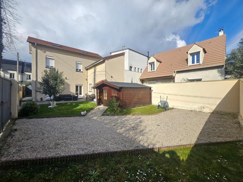 Maison - 145 m² - 4 pièces