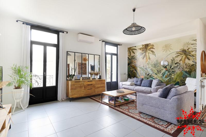 Maison - 295 m² - 7 pièces