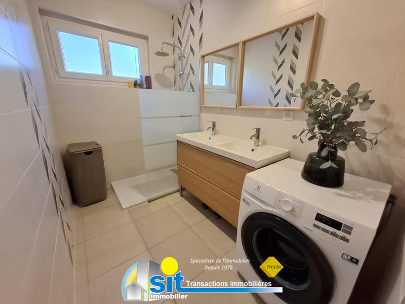 Maison - 92 m² - 4 pièces