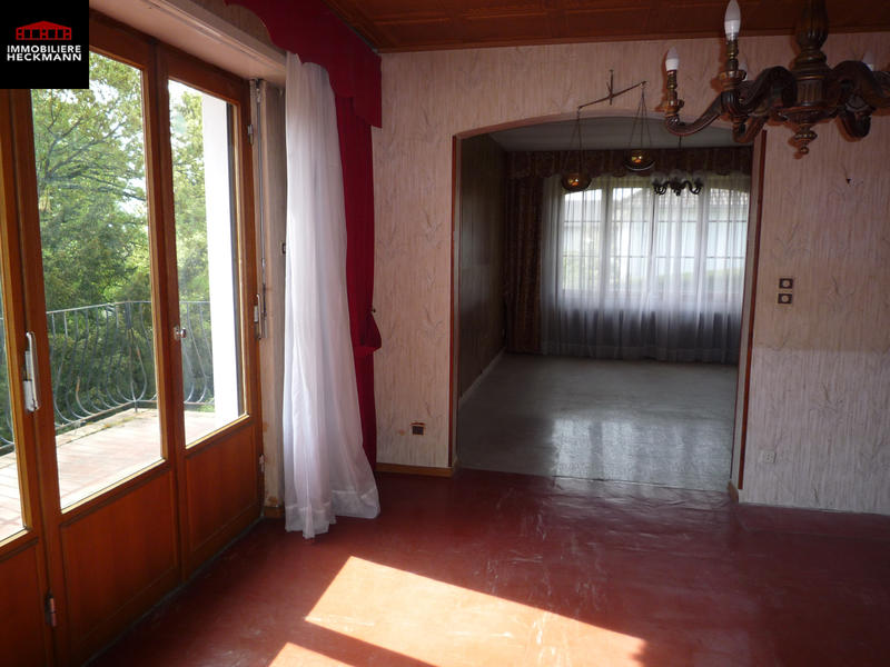 Maison - 260 m² - 10 pièces