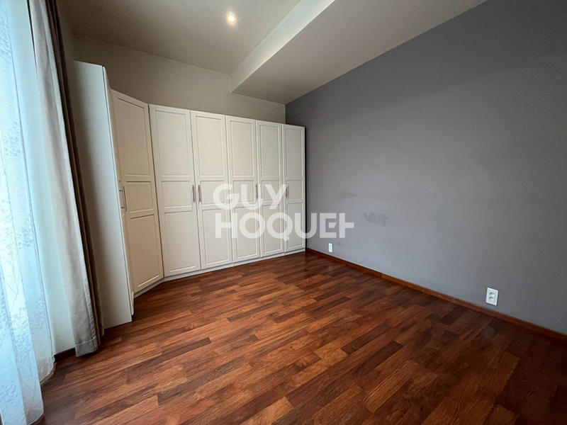 Appartement - 64 m² - 2 pièces
