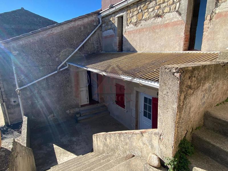 Maison de village - 100 m² - 4 pièces