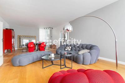 Appartement - 149 m² - 5 pièces