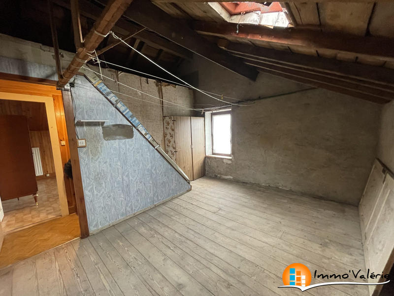 Maison - 77 m² - 4 pièces