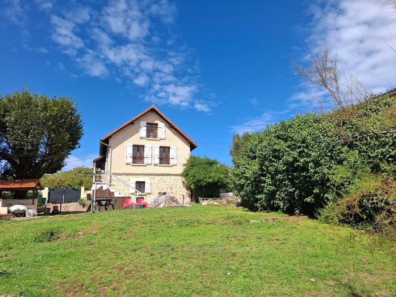 Maison - 138 m² - 5 pièces