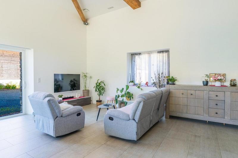 Maison en pierre - 224 m² - 6 pièces