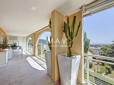 Appartement - 123 m² - 4 pièces