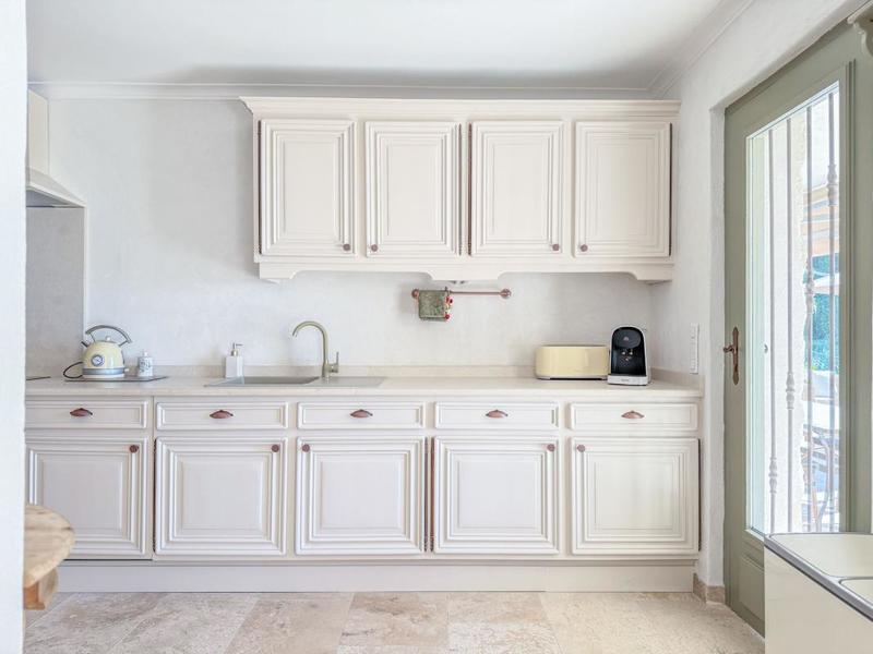 Maison - 250 m² - 6 pièces