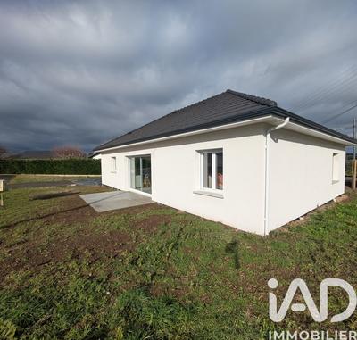 Maison - 93 m² - 3 pièces