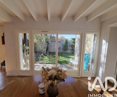 Maison - 137 m² - 5 pièces