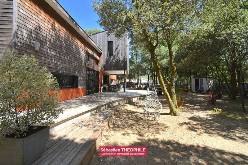 Maison - 161 m² - 5 pièces